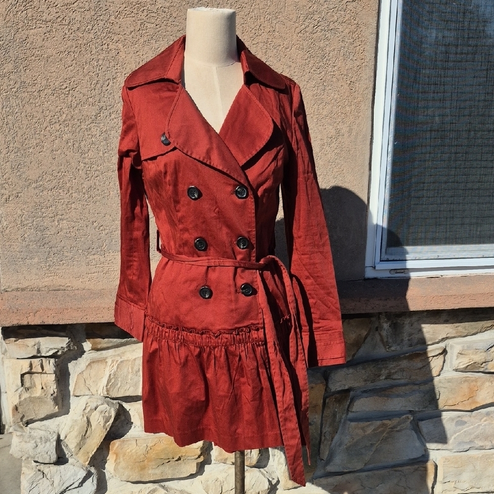 Elle Rust Trench Coat Ruffle Bottom Button Front With Belt Size Small
